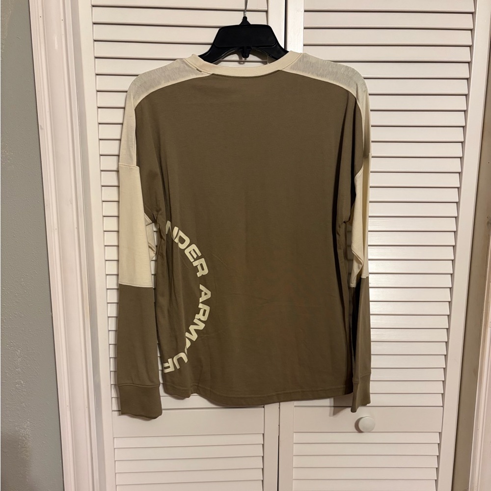Under Armour Boys  Olive and Cream Long Sleeve Tee - Picture 3 of 3